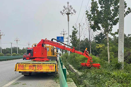 車載式修剪機廣西調試